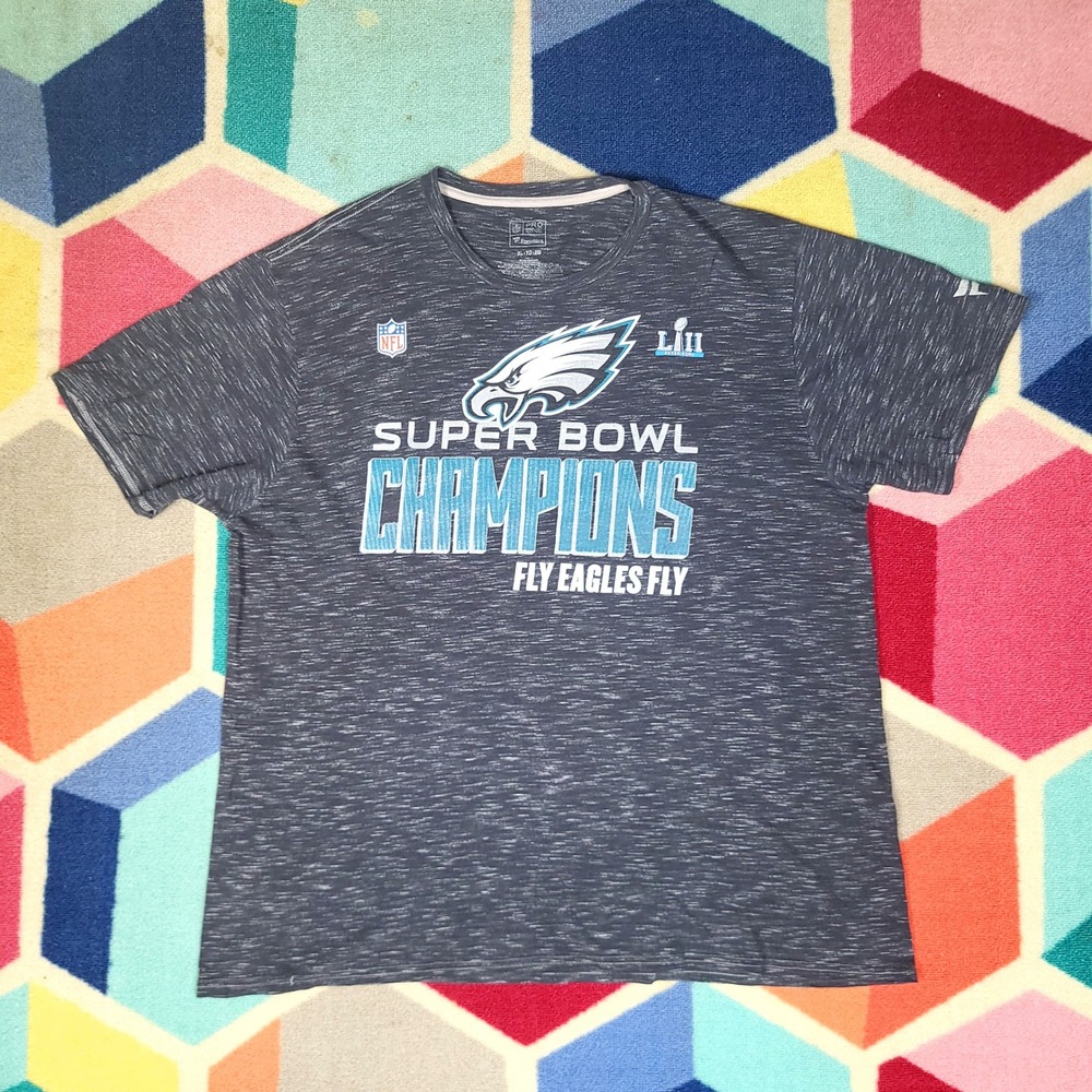 Philadelphia Eagles Super‎ Bowl LII Champions T-Shirt XL Fly Eagles Fly